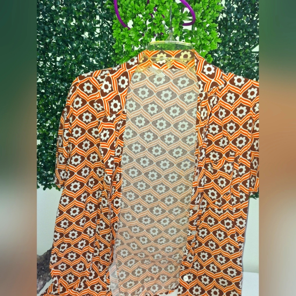 Geometric Patterned Button Down Shirt